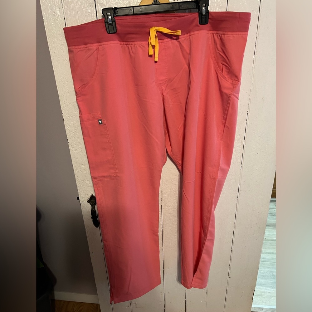 Kade Cargo Scrub Pants Limited Edition Neon Pink XXL